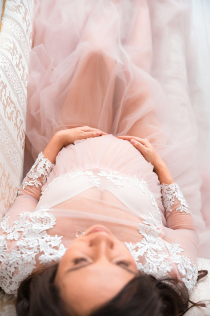 Фотосессия для беременных «В ожидании чуда» - заказать профессиональную фотосъемку от сети фотостудий Fashion Box в Уфе – фото № 14