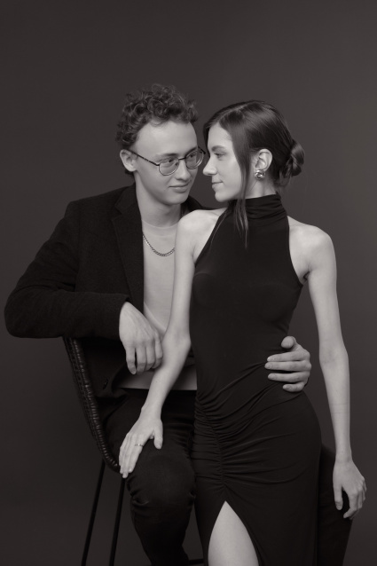 Фотосессия Love Story для пары - забронировать фотосессию в студии от сети фотостудий Fashion Box в Уфе – фото № 11