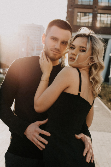 Фотосессия Love Story для пары - забронировать фотосессию в студии от сети фотостудий Fashion Box в Уфе – фото № 3