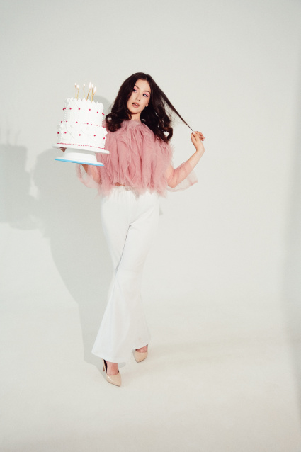 Фотосессия для именинника на День рождения - заказать съемку от профессионалов студии Fashion Box – фото № 26