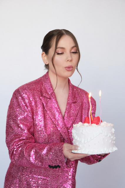 Фотосессия для именинника на День рождения - заказать съемку от профессионалов студии Fashion Box – фото № 12