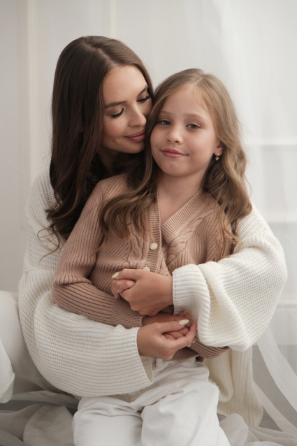 Семейная фотосессия в студии по выгодной цене от сети фотостудий Fashion Box в Уфе – фото № 3