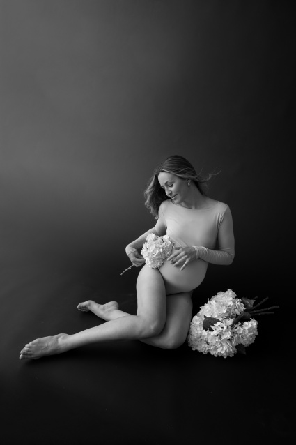 Фотосессия для беременных «В ожидании чуда» - заказать профессиональную фотосъемку от сети фотостудий Fashion Box в Уфе – фото № 6