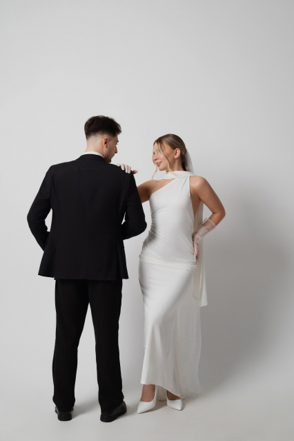 Свадебная фотосессия в Уфе — стиль, чувства и незабываемые кадры – фото № 4