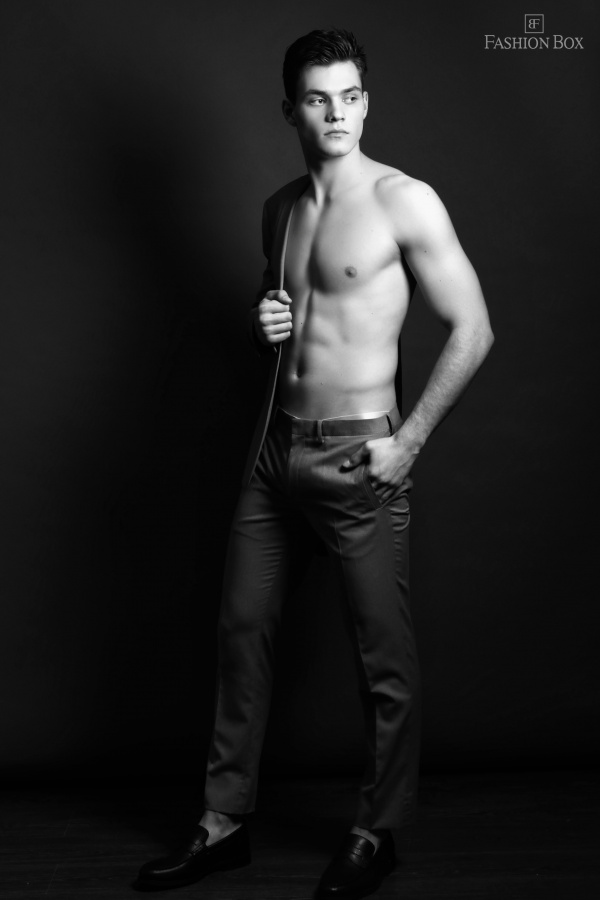 Как мужчинам подготовиться к фотосессии? - Новости Fashion Box – фото № 2