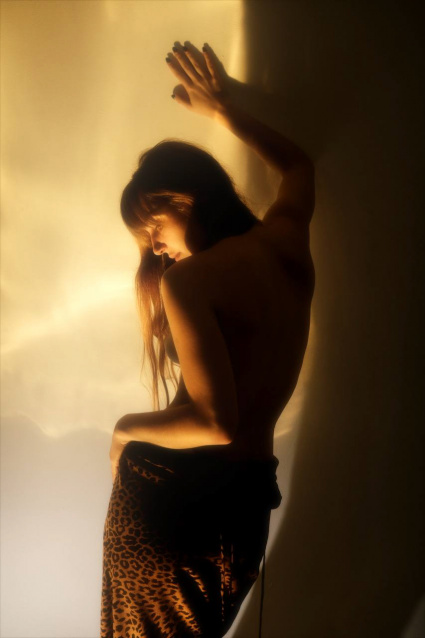 Фотосессия в стиле «Ню» - заказать съемку у профессионального фотографа сети фотостудий Fashion Box в Уфе – фото № 12