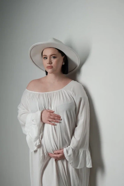 Фотосессия для беременных «В ожидании чуда» - заказать профессиональную фотосъемку от сети фотостудий Fashion Box в Уфе – фото № 9